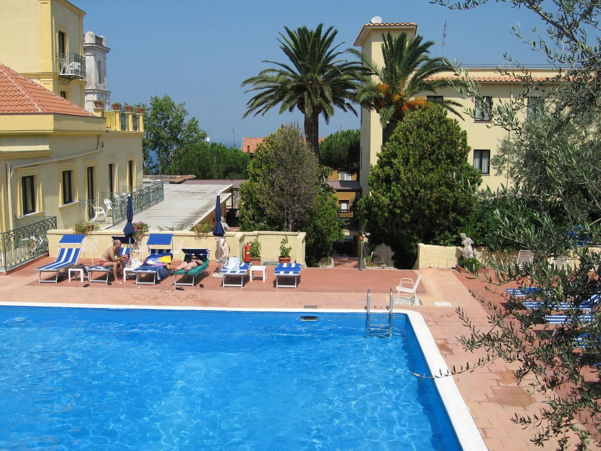 Hotel Villa Igea Sorrento Exterior foto